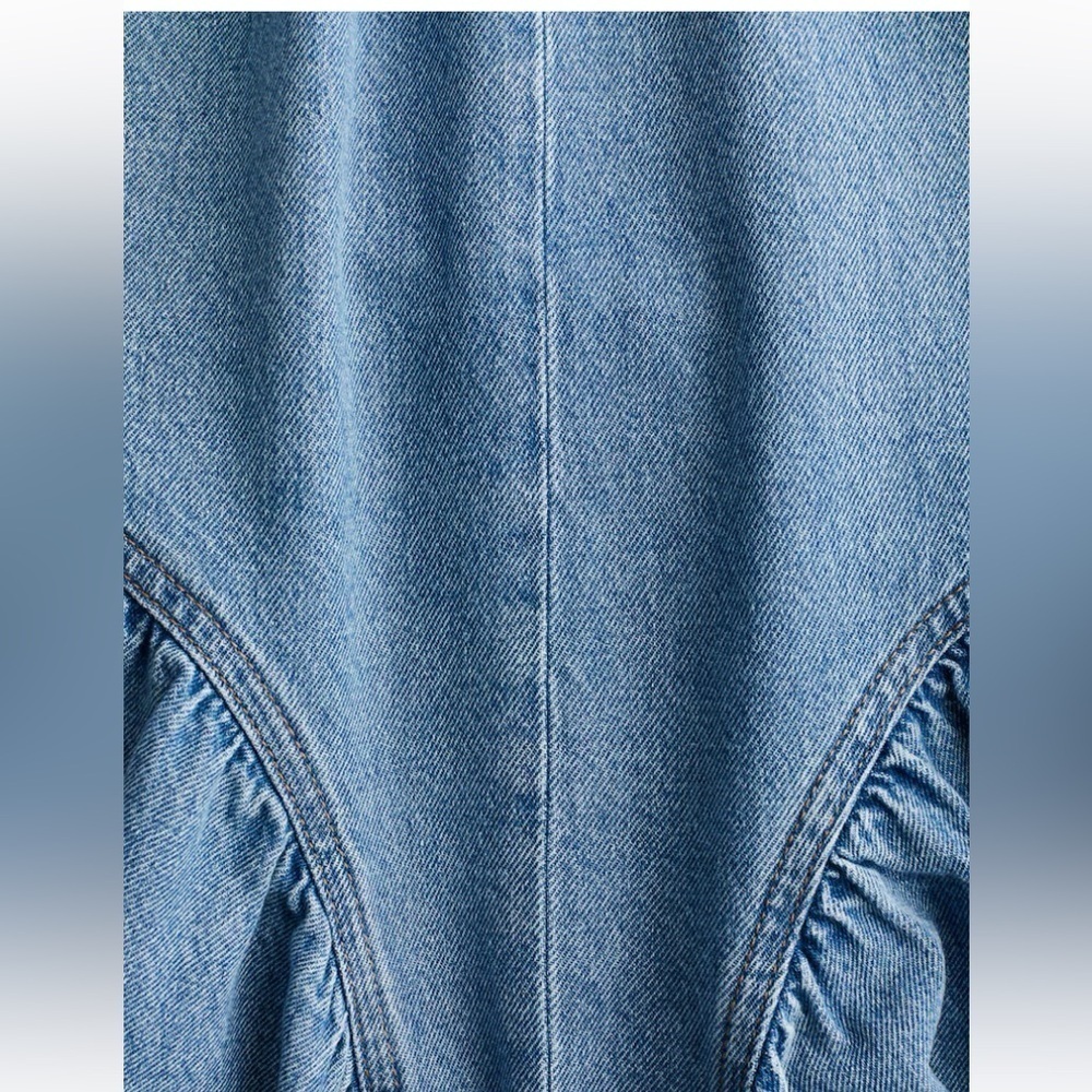 Backless denim dress - Picture 3 of 16